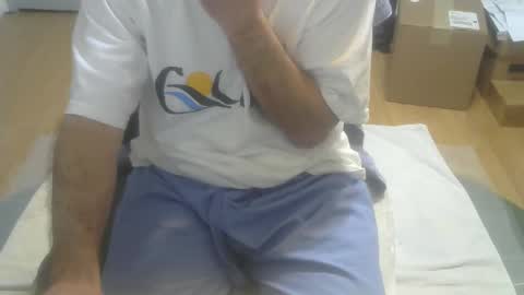 Snapshot of califun4u chatting on 01/20/25, 01:07 califun4u online show from 01/20/25, 01:07