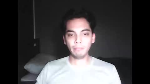 Snapshot of caligula_99 chatting on 12/23/25, 01:25 Calgula online show from 12/23/25, 01:25