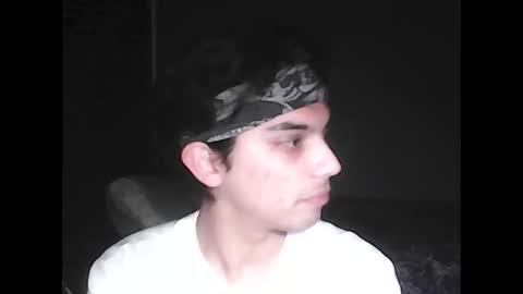 Snapshot of caligula_99 chatting on 05/01/26, 05:45 Calgula online show from 05/01/26, 05:45