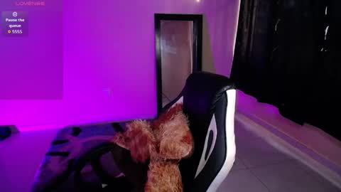 caliope_goddess1 online show from 05/28/26, 10:07