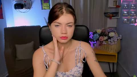 Snapshot of calista_bliss chatting on 07/13/26, 07:05 Calista online show from 07/13/26, 07:05