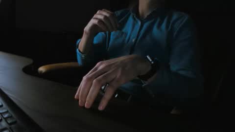 Snapshot of call_me_chief chatting on 10/28/25, 07:05 chief online show from 10/28/25, 07:05