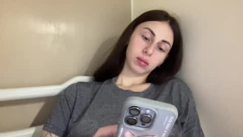 Anna online show from 02/16/25, 09:27