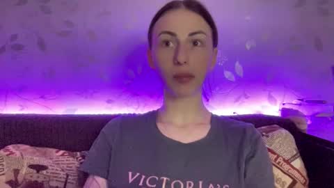 Anna online show from 03/03/25, 07:49