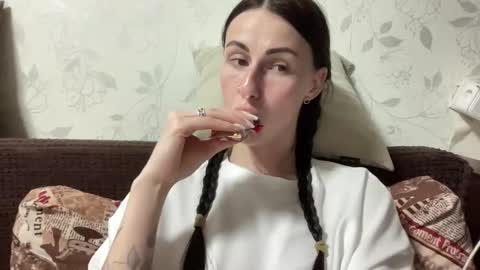 Anna online show from 04/06/26, 07:37