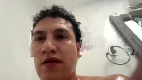 Snapshot of callme38315 chatting on 11/24/25, 02:28 callme38315 online show from 11/24/25, 02:28