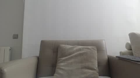 callme_kim online show from 02/06/25, 11:54