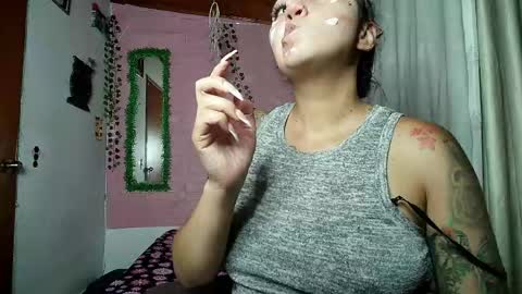 paula online show from 03/25/26, 05:02