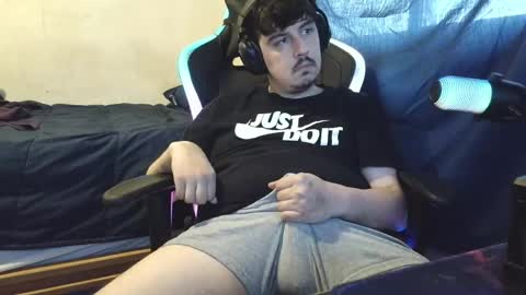 CallMeDusk online show from 04/19/26, 10:56