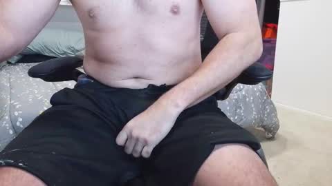 Snapshot of callmeroger33 chatting on 02/19/26, 04:58 callmeroger33 online show from 02/19/26, 04:58