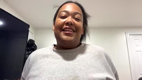 camzxoxox online show from 01/01/25, 09:52