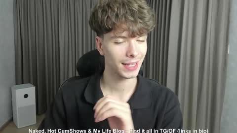 Hey I am Calvin  online show from 11/30/25, 02:21