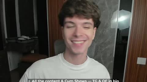 Hey I am Calvin  online show from 05/16/26, 05:12