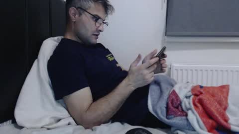 Snapshot of calvinjohnlad chatting on 12/02/24, 04:31 Calvinjohnlad online show from 12/02/24, 04:31