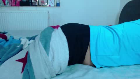 Snapshot of calvinjohnlad chatting on 02/18/25, 12:04 Calvinjohnlad online show from 02/18/25, 12:04