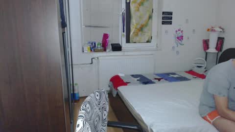 Snapshot of calvinjohnlad chatting on 03/12/25, 05:28 Calvinjohnlad online show from 03/12/25, 05:28