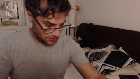 Calvinjohnlad online show from 11/26/25, 06:31