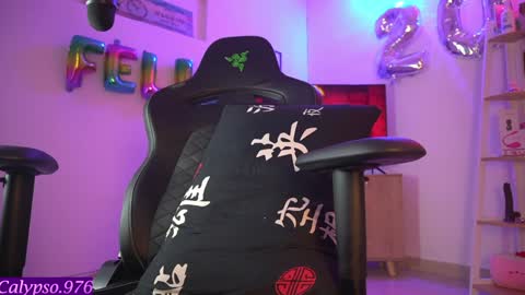 Calypso and Kayla online show from 02/05/25, 09:07