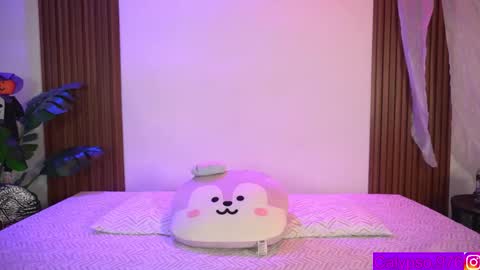 Calypso and Kayla online show from 10/23/25, 11:14