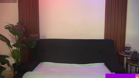 Snapshot of calypso_and_ge1 chatting on 05/01/26, 01:10 Calypso and Kayla online show from 05/01/26, 01:10