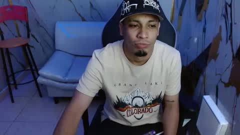 cam_xman online show from 04/19/26, 01:10