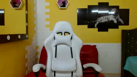 cam_xman online show from 06/03/26, 12:30