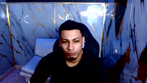 Snapshot of cam_xman chatting on 07/02/26, 12:11 cam_xman online show from 07/02/26, 12:11