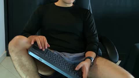 camara110 online show from 02/05/25, 09:40