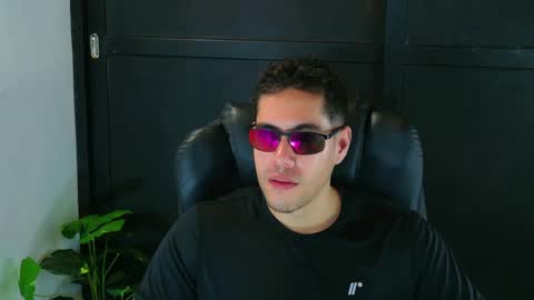 camara110 online show from 03/05/25, 03:18