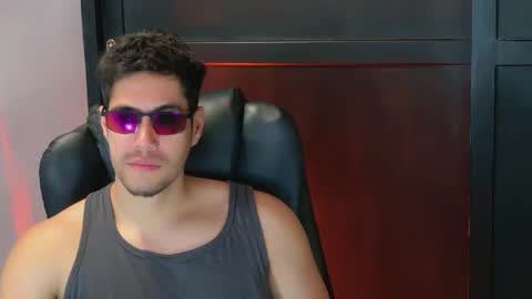 camara110 online show from 09/25/25, 11:41