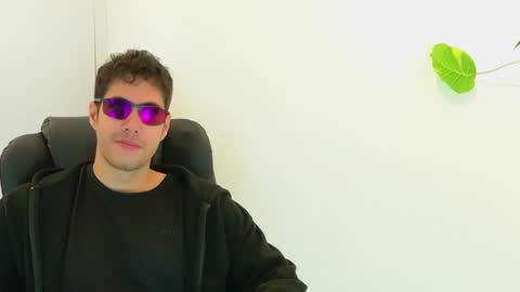 camara110 online show from 11/06/25, 11:59