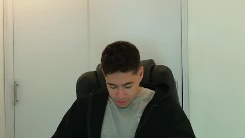 camara110 online show from 11/10/25, 01:15