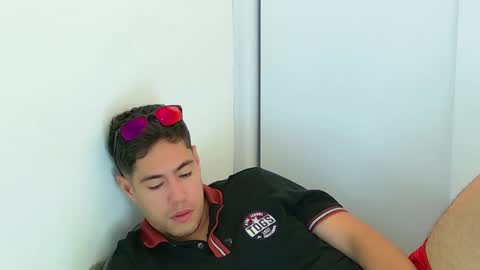 camara110 online show from 11/12/25, 07:03