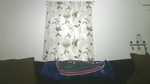 Chillaxin lets talk  online show from 02/11/25, 08:31