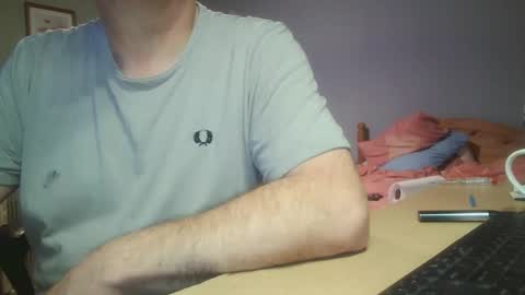 cambsuk online show from 11/14/25, 02:43