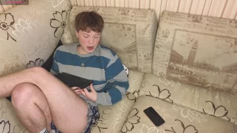 Snapshot of cameron_crowly chatting on 01/09/25, 05:13 Cameron online show from 01/09/25, 05:13