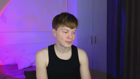 Snapshot of cameron_crowly chatting on 11/23/25, 09:31 Cameron online show from 11/23/25, 09:31