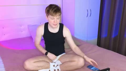 Snapshot of cameron_crowly chatting on 12/02/25, 08:52 Cameron online show from 12/02/25, 08:52