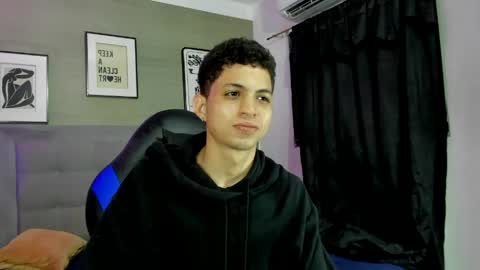 Snapshot of cameron_lux4 chatting on 04/19/26, 03:17 CAMERON online show from 04/19/26, 03:17