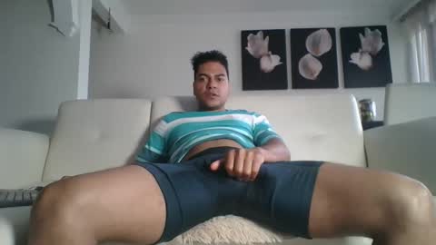 Stiven online show from 12/04/25, 04:38