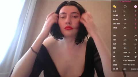 Snapshot of camgirl_xx chatting on 04/28/26, 11:37 Marta online show from 04/28/26, 11:37