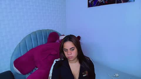 Snapshot of cami_bunnygirlx chatting on 04/27/26, 09:46 CAMI online show from 04/27/26, 09:46