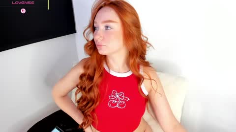 Snapshot of cami_lovers1 chatting on 05/17/26, 01:58 camii online show from 05/17/26, 01:58