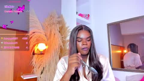 camiestrada online show from 03/09/25, 06:54