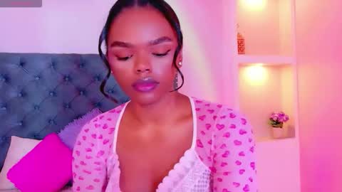 camiestrada online show from 01/11/26, 06:46