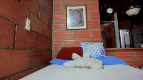Snapshot of camii19y chatting on 10/03/25, 08:06 camii19y online show from 10/03/25, 08:06