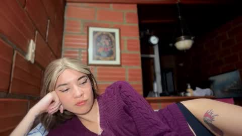 Snapshot of camii19y chatting on 10/22/25, 11:26 camii19y online show from 10/22/25, 11:26