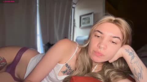 camii19y online show from 04/08/26, 03:45