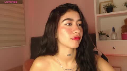 Snapshot of camiilaatorres chatting on 05/15/26, 10:50 camila online show from 05/15/26, 10:50