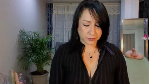 Camil online show from 03/05/25, 10:33